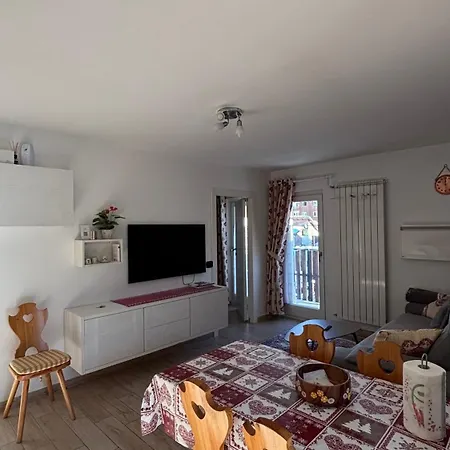 Trilocale Centro Cervinia דירה